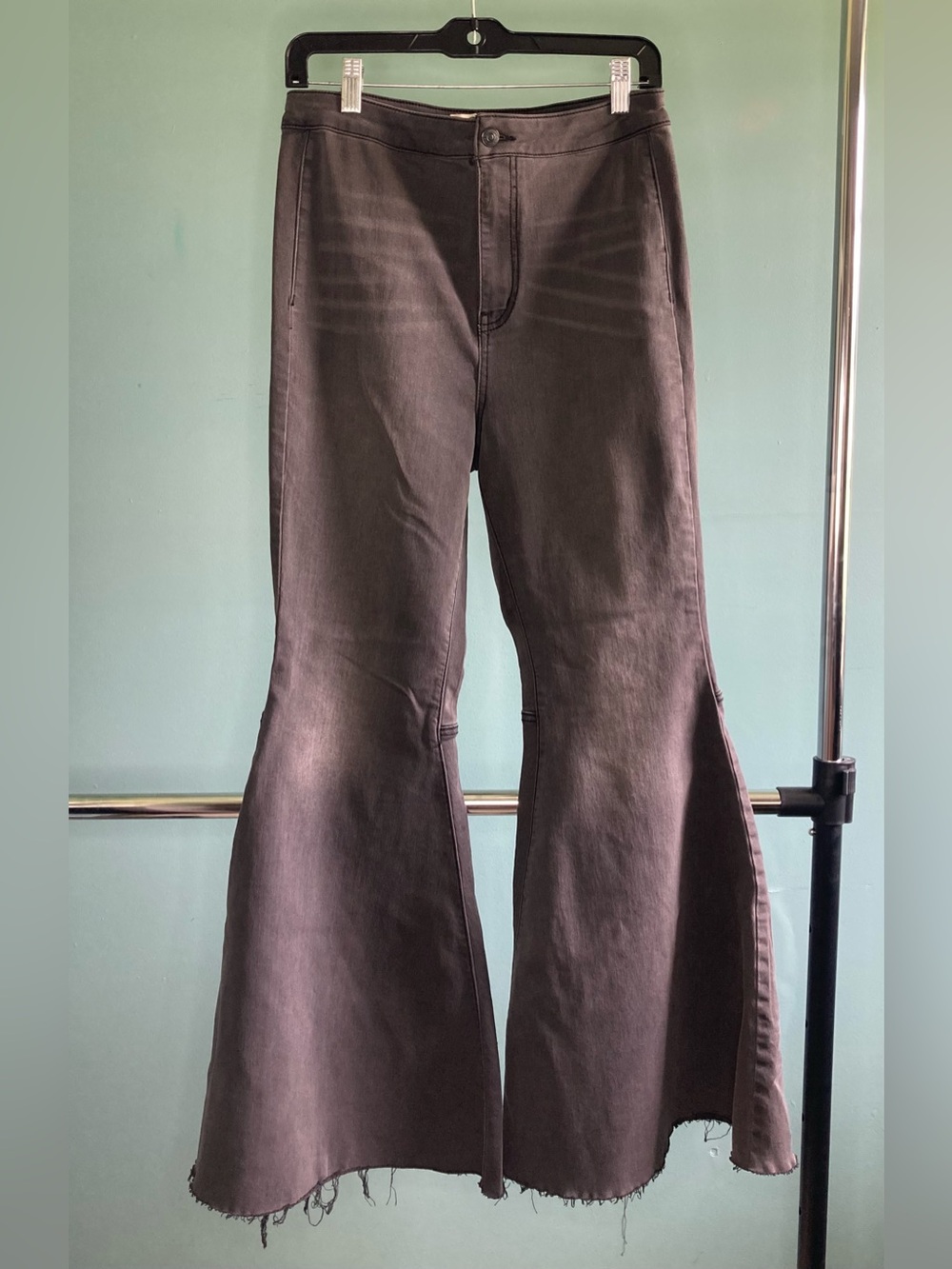 We The Free Just Float On Flare Jeans Size 30